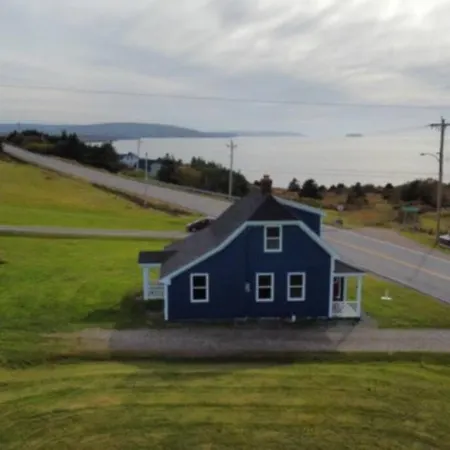 Ocean Spray Vacation Home - Spectacular Sunset Views Cap Le Moine Exterior photo
